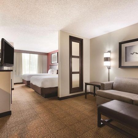Hyatt Place Колледж-Стейшн Экстерьер фото